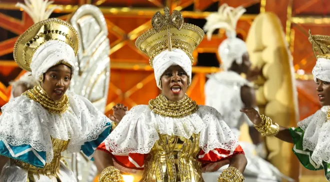 Ministra Margareth diz ser “inaceitável” punição de Escola de Samba por uso de iorubá no carnaval