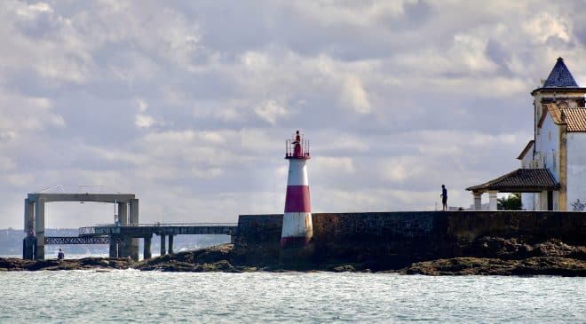 Possibilidade de chuva no litoral marca primeiro final de semana de abril na Bahia