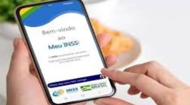 Aposentados pensionistas do INSS vão ter dinheiro antecipado do décimo