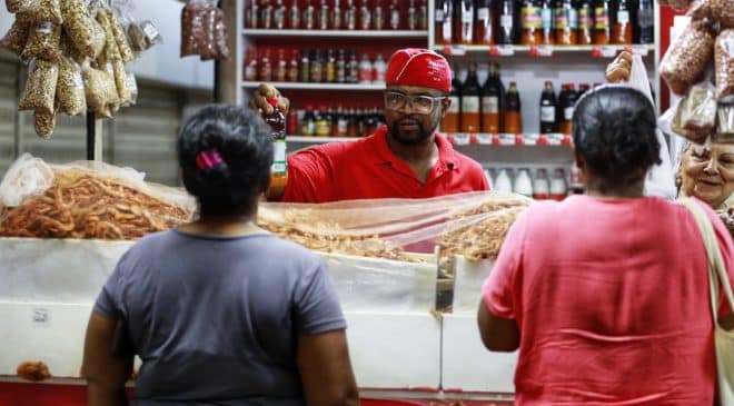 Mercado do Rio Vermelho registra aumento de vendas de produtos da Semana Santa