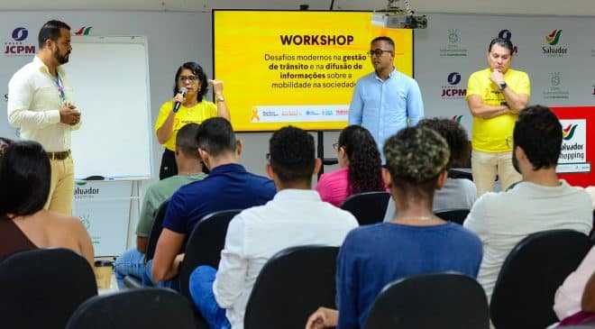 Workshop com universitários reforça importância de trânsito mais seguro em Salvador