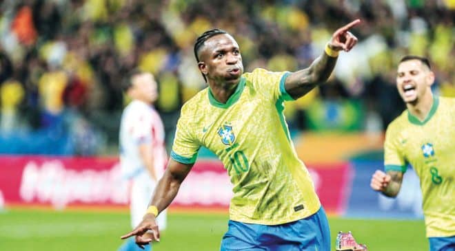 Brasil vence no dia do aniversário de Ancelotti e se classifica para Copa