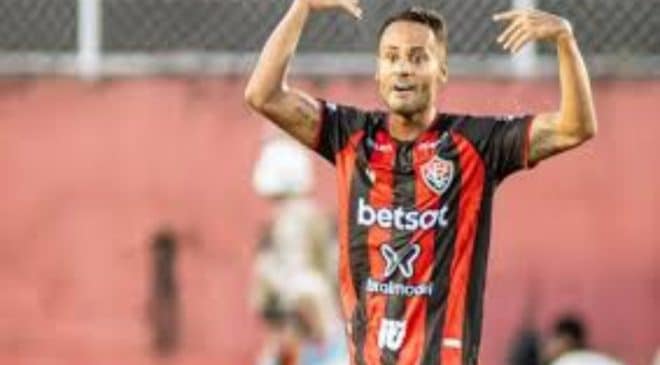 Ex-jogador do Vitória  Mateus Gonçalves é preso por envolvimento com tráfico de drogas