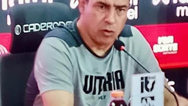 Carlle define atuação do Vitória com a melhor sob seu comanfo, após empate com Sport