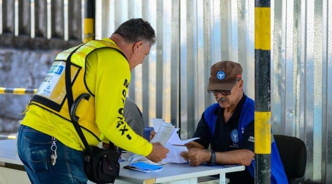 Mototaxistas de Salvador têm até está sexta para atualizarem dados cadastrais
