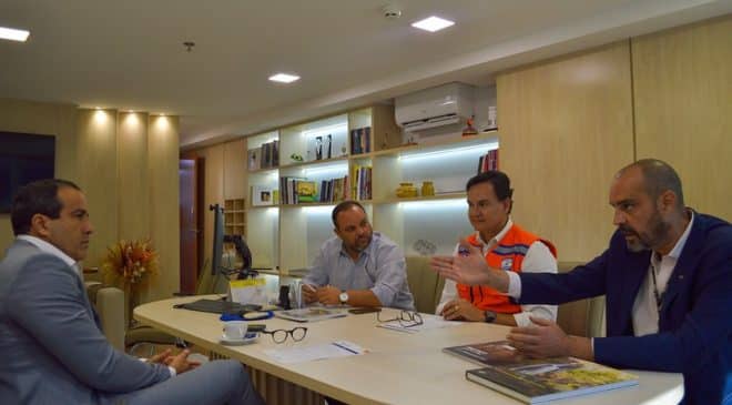 Bruno Reis participa de lançamento de plataforma da FNP para prevenção de desastres climáticos, em Brasilia