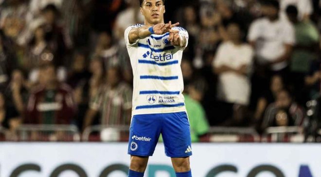 Cruzeiro vrnce o Flu no Maracanã é o novo líder do Brasileirão