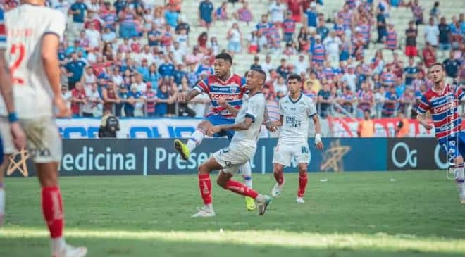 Bahia empata com o Fortaleza e reclama de pênalti não marcado