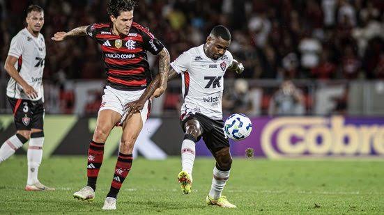 Vitórias atropelado, humilhado  pelo Flamengo na maior goleada dos pontos corridos, acredite 8 a 0