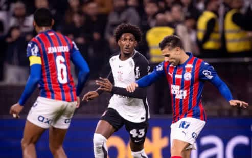 Bahia no sucofo vence o Corinthians fora de casa