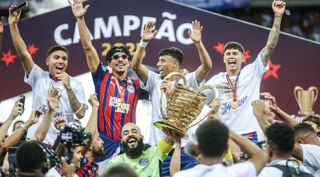 Bahia atropela o Confiança, goleia por 5 a 0 e conquista o pentacampeonato da Copa do Nordeste
