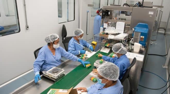 Salvador sedia Congresso Nacional de Laboratórios Oficiais e reúne especialistas para debater futuro da saúde pública brasileira