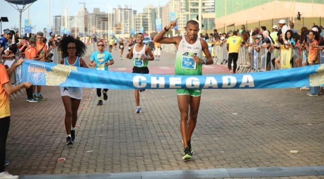 Prefeitura monta operação para garantir conforto e segurança de atletas na Maratona Salvador 2025