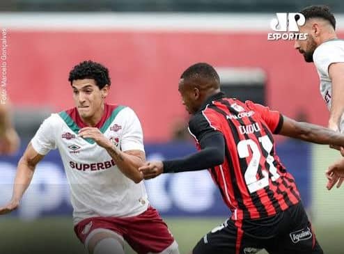 Vitória perde para time misto do Flu e aumenta perigo de rebaixamento