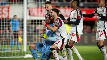 Flamengo perde na Argentina, mas nos pênaltis está na semifinal da Libertadores