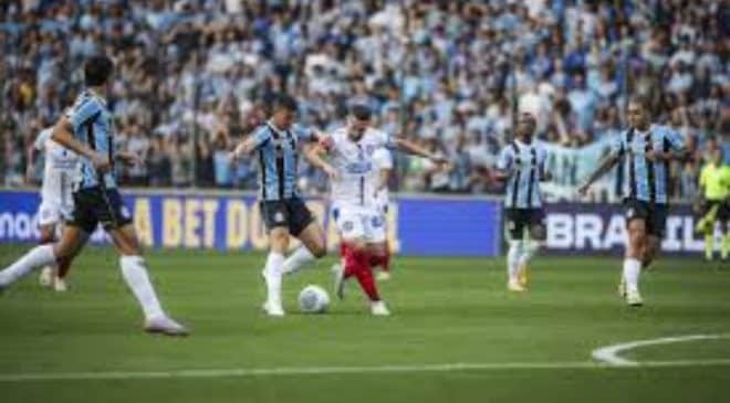 Bahia e Grêmio neste domingo a noite na Fonte Nova, com novo gramado