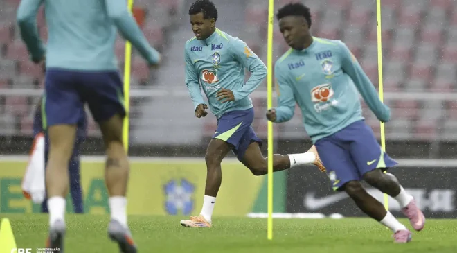 Ancelotti comanda primeiro treino da seleção na Coreia do Sul