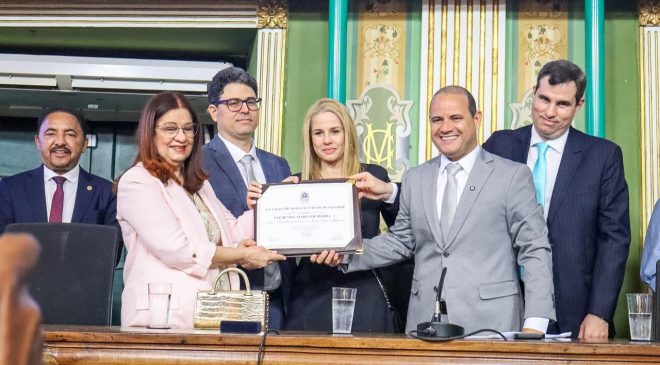 Comenda Maria Quitéria reconhece trajetória da desembargadora Lícia Pinto Fragoso Modesto e reforça defesa do consumidor