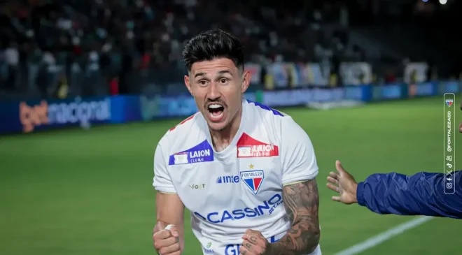 Fortaleza vence Bragantino e respira no Brasileirão