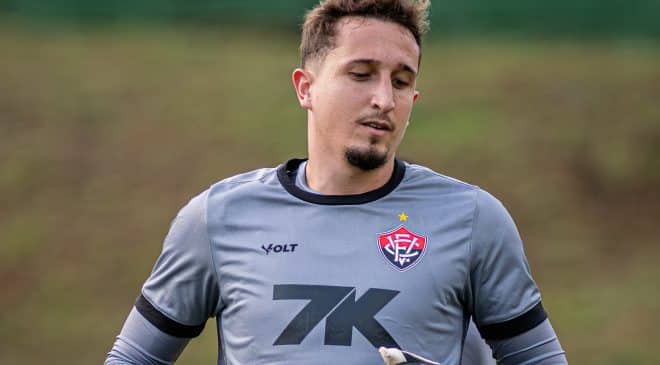 Clube aciona Vitória por falta de pagamento de destaque da temporada