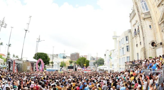 Segunda-feira feriado municipal Dia de  Nossa Senhora da Conceição da Praia em Salvador