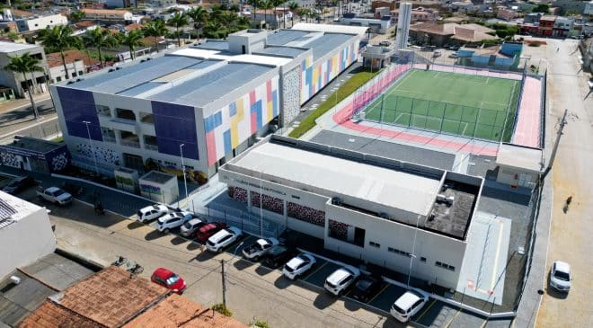 Governo do Estado alcança marca histórica com entrega da 100ª escola de tempo integral