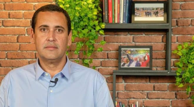 ”O voto não pode ser determinado pelo algoritmo privado”, diz secretário de Comunicação do PT