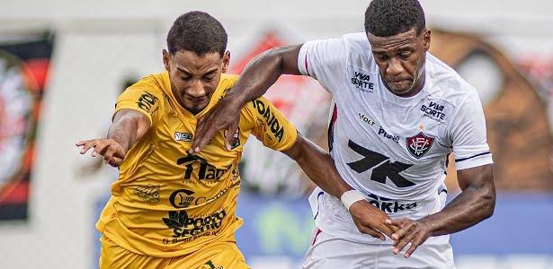 Vitória tem jogador expulso e só empata com o Porto