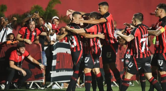 Vitória encara o Palmeiras no Alianz Parque: Veja prováveis escalações, horário e onde assistir
