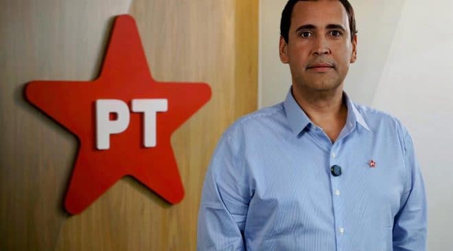 Éden Valadares defende regulamentação da internet