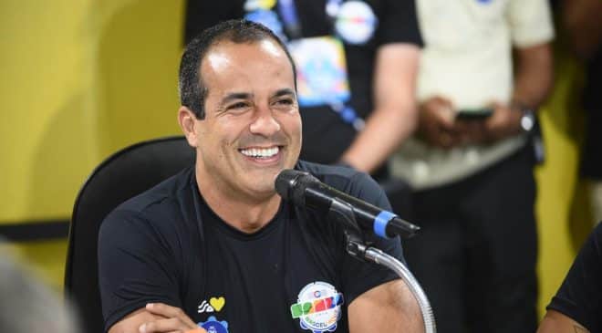 Prefeito Bruno Reis apresenta balanço do quarto dia do Carnaval de Salvador nesta segunda-feira (16)