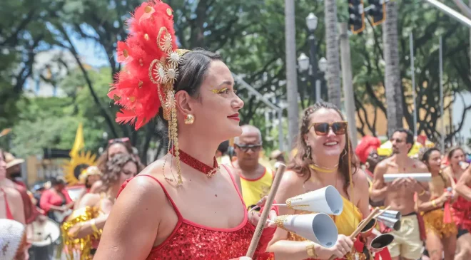 Campanha contra assédio sexual no carnaval tem adesão de 18 estados