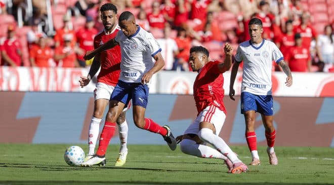 Bahia vence o Inter fora de casa e quebra tabu e continua no G-4