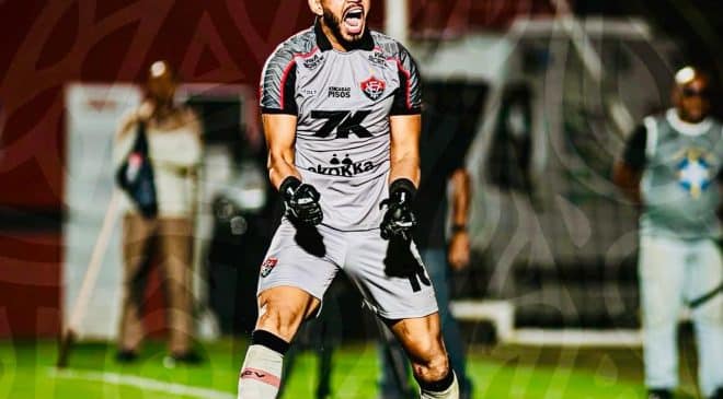 Vitória empata mesmo com um a menos e nos Pênaltis consegue classificação heroica à final