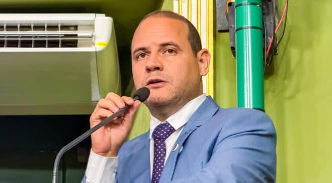 Randerson Leal critica falta de diálogo da Prefeitura e oposição vota contra PL nº 27/2026 na Câmara