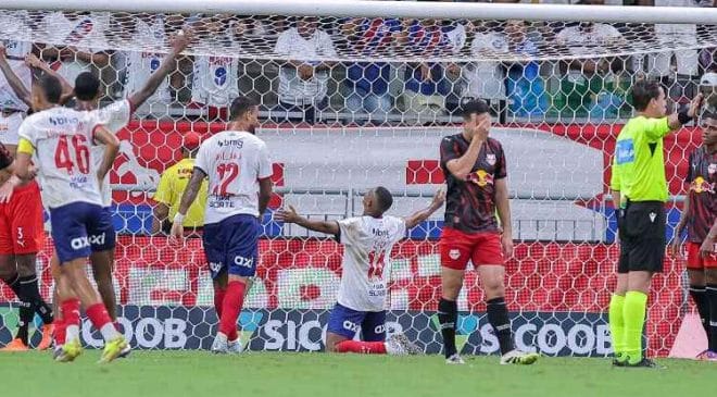 Bahia vence o RB Bragantino na Fonte e continua no G-4
