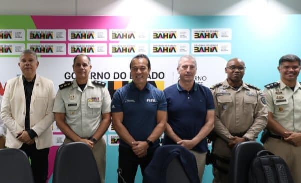 Representantes da FIFA conhecem COI da SSP e discutem segurança para a Copa Feminina