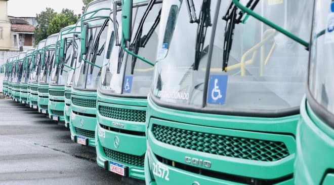 Linhas de ônibus têm trajeto modificado na BR-324 durante obras do VLT