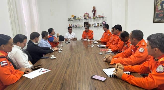 Sedur reforça parceria com Corpo de Bombeiros e Codesal para ações de prevenção e segurança em Salvador