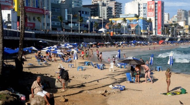 Salvamar reforça orientações para banho de mar seguro durante feriadão do Dia do Trabalhador em Salvador
