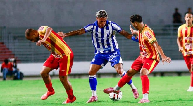 Juazeirense perde para o CSA e perde a invencibilidade na Série D, mas continua líder