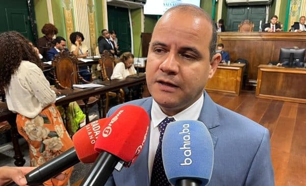 Randerson Leal volta a cobrar reunião com Bruno Reis sobre emendas impositivas