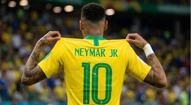 Nesta segunda Neymar passa por avaliação decisiva nos EUA para ver se continua na Copa