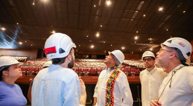 Governador visita obra do Teatro Castro Alves, que reabre ao público em 1º de julho