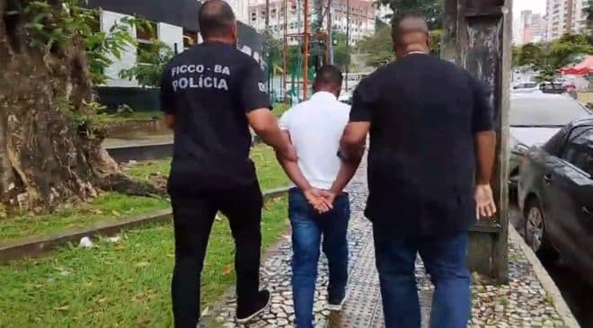 FICCO Bahia e DHPP capturam mais um homicida foragido tentando fugir de Salvador