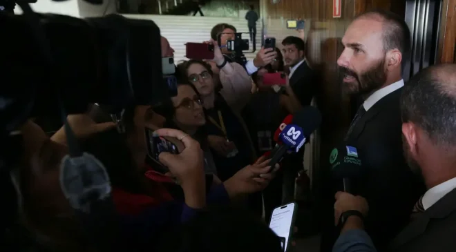 STF condena Eduardo Bolsonaro a inelegibilidade e a 4 anos de prisão