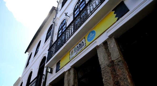 Fundação Gregório de Mattos promove desfile literário inédito e reabre Casa do Benin durante a Flipelô 2026