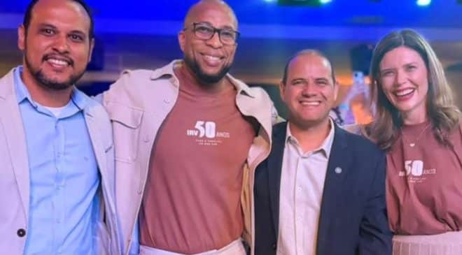 Randerson Leal cumpre agenda nas comunidades e participa das celebrações pelos 50 anos da Igreja Ramo da Videira