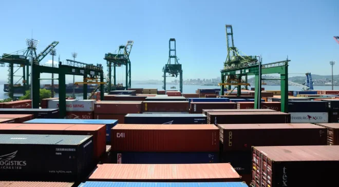 Brasil e EUA definem data de reunião para discutir tarifaço