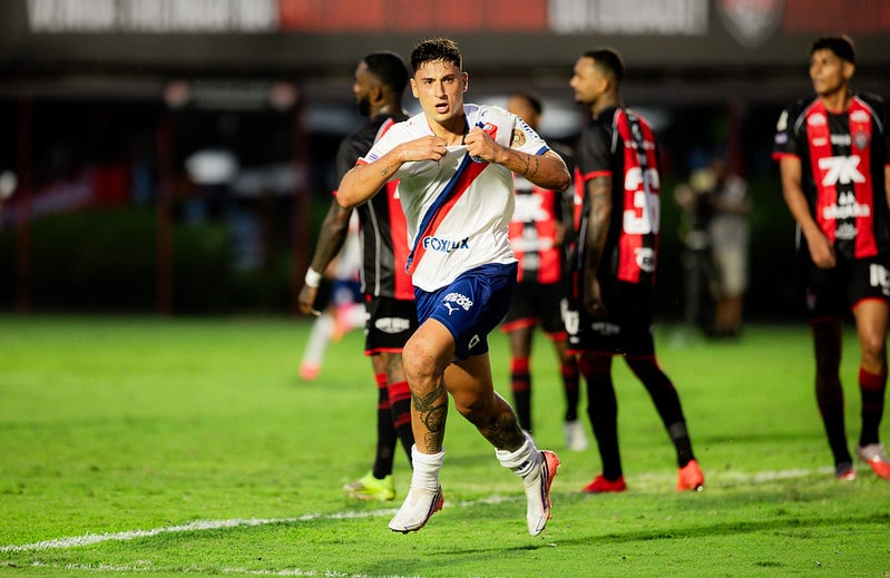 Bahia jogar melho o clássico, vence e quebra jejum no Barradão